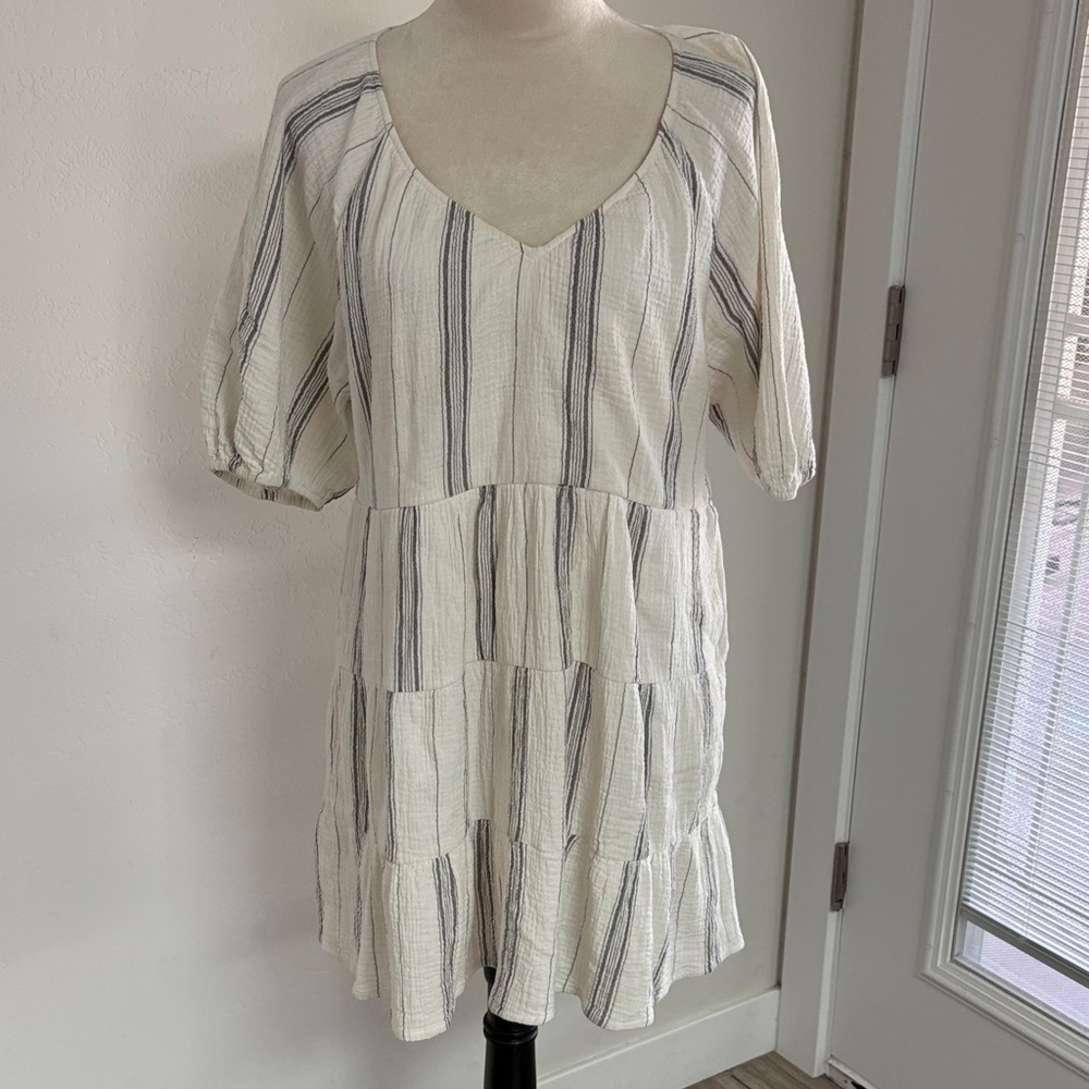 Evereve Cream Colored Cotton Dress, Large